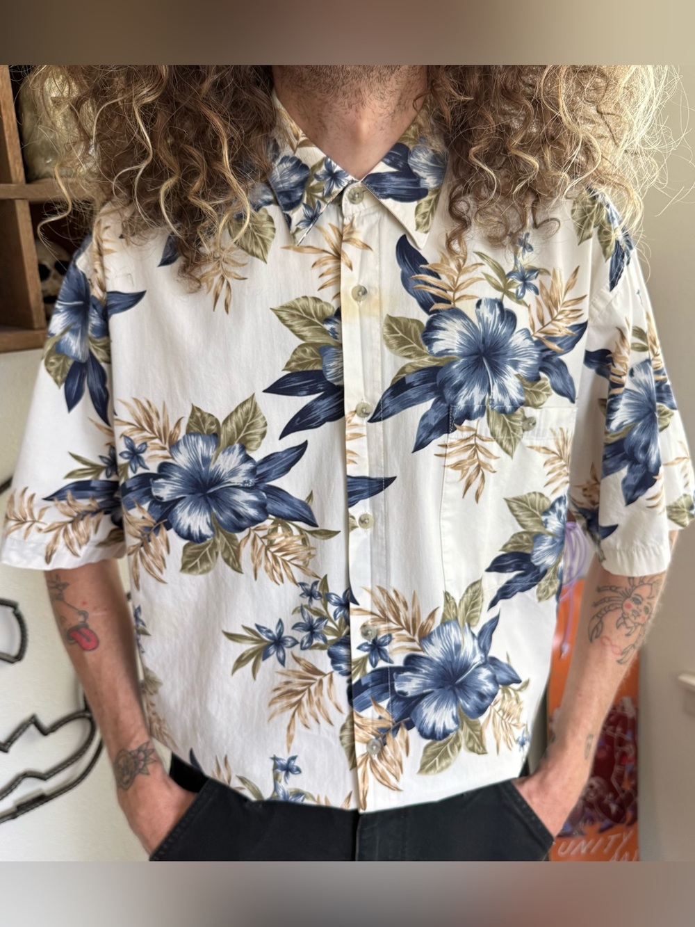 Vintage 90s Hawaiian Floral S/S Button Down ~ Size Large